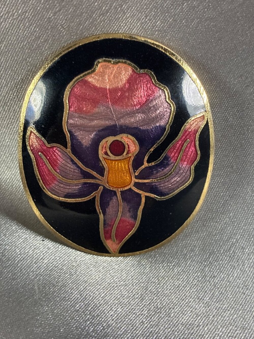Cloisonné Style Enamel Iris Flower Brooch Black Gold Tone Floral Pin - Picture 3 of 7